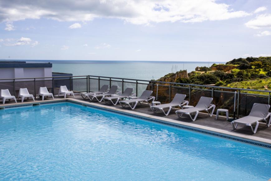 3 Sterne Hotel: Carvi Beach Hotel - Lagos, Algarve