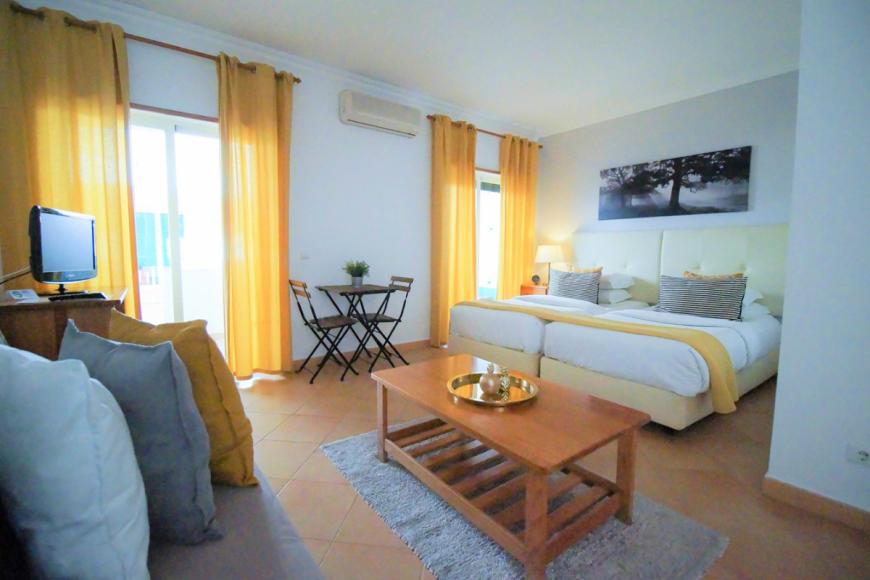 3 Sterne Familienhotel: Oasis Beach Apartments - Lagos, Algarve, Bild 2