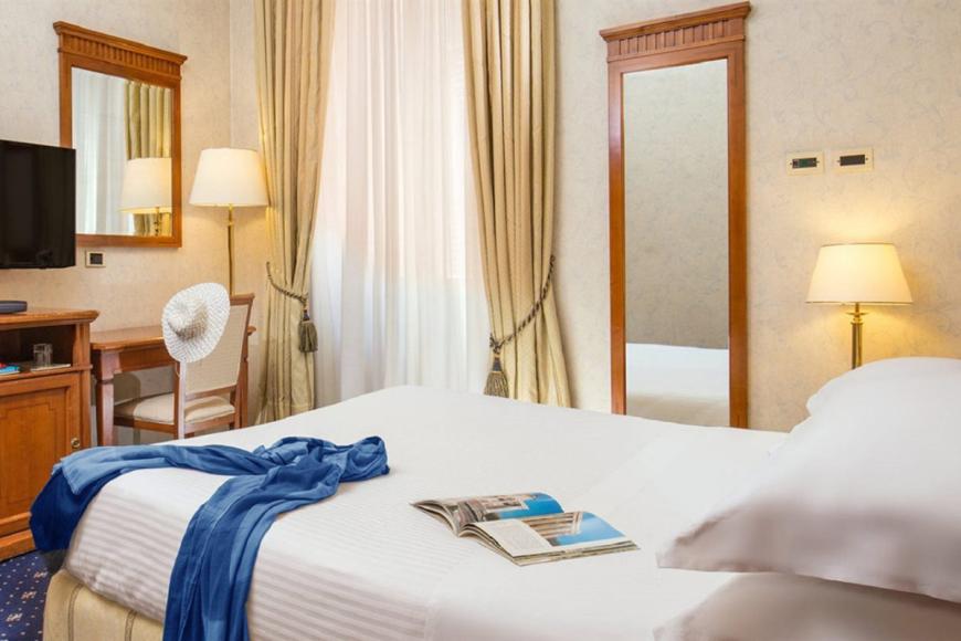 4 Sterne Hotel: Empire Palace - Rom, Latium, Bild 4