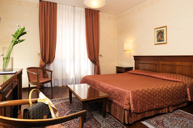 4 Sterne Hotel: Torino - Rom, Latium, Bild 2