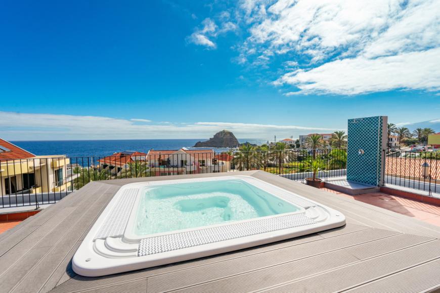 4 Sterne Hotel: Studios by Aqua Natura Hotels - Porto Moniz, Madeira, Bild 1
