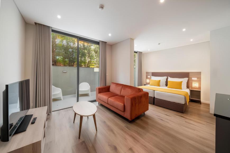 3.5 Sterne Hotel: Monumental Plaza by Petit Hotels - Funchal, Madeira, Bild 2