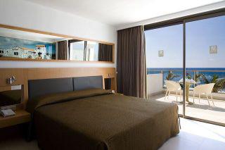 4 Sterne Hotel: R2 Bahia Playa Design Hotel & Spa - Adults Only - Tarajalejo, Fuerteventura (Kanaren), Bild 2