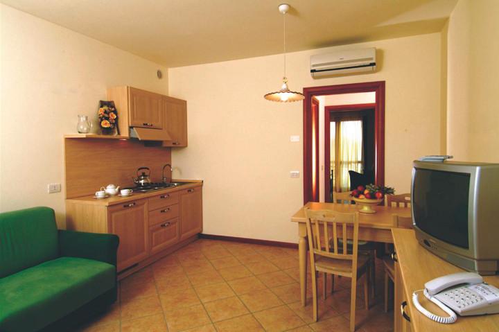 2 Sterne Hotel: Residence Eden - Castelnuovo del Garda, Gardasee, Bild 7