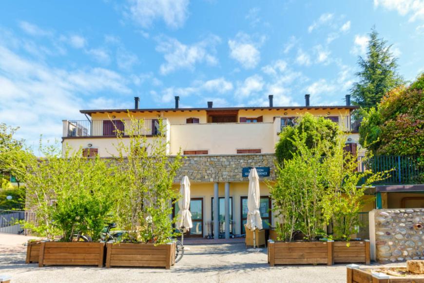 2 Sterne Familienhotel: Golf Residence - Peschiera del Garda, Gardasee, Bild 3