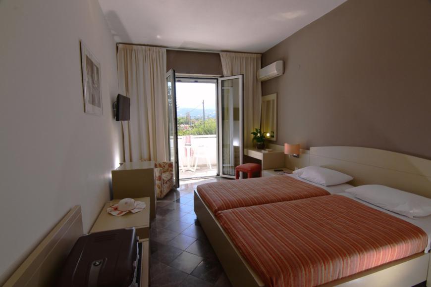3 Sterne Hotel: Mantenia - Platanes (Rethymnon), Kreta, Bild 4