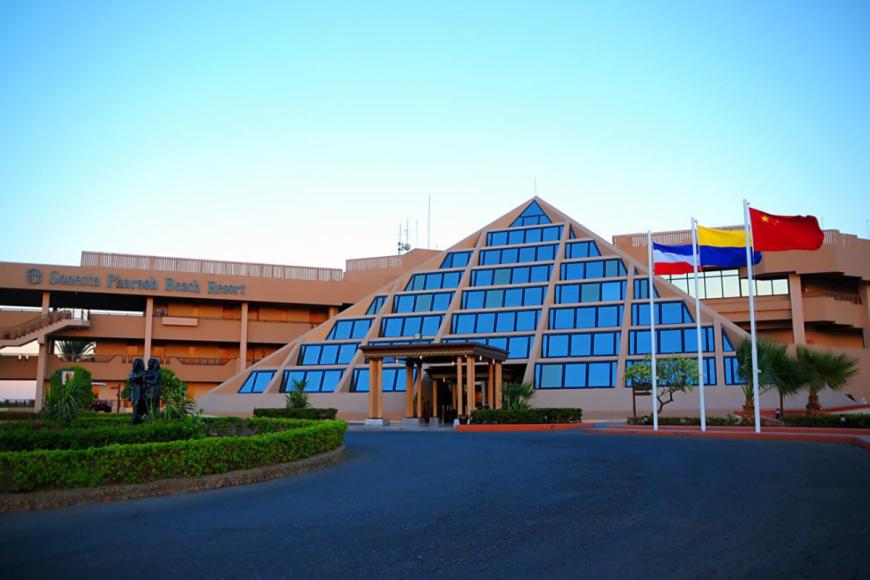 4 Sterne Familienhotel: Pharaoh Azur Resort - Hurghada, Rotes Meer, Bild 9