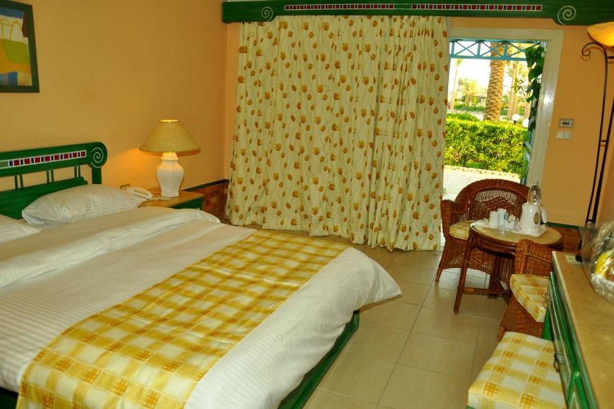 4 Sterne Hotel: Giftun Beach Azur Resort - Hurghada, Rotes Meer, Bild 9