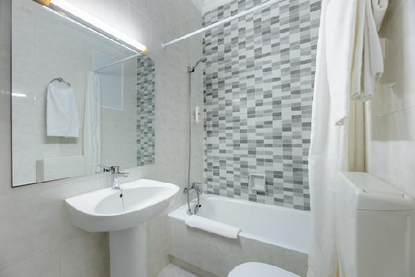2 Sterne Familienhotel: Vibra Vila - Figueretas, Ibiza (Balearen), Bild 9