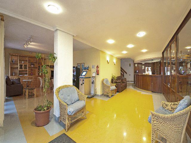 2 Sterne Familienhotel: Vibra Bossa Flow - Playa d'en Bossa, Ibiza (Balearen), Bild 3