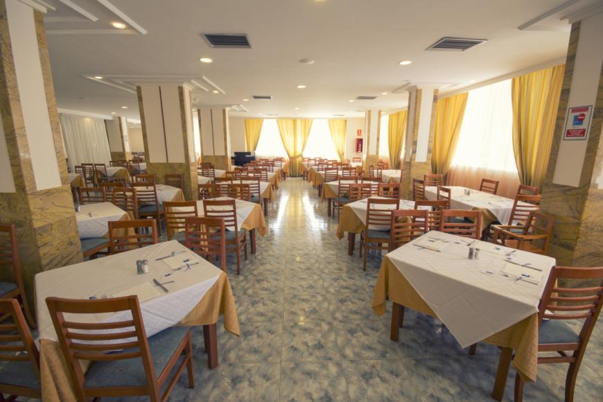 3 Sterne Familienhotel: Bluesea Coral Beach (ex. Moon Dreams Coral Beach) - Es Canar, Ibiza (Balearen), Bild 10