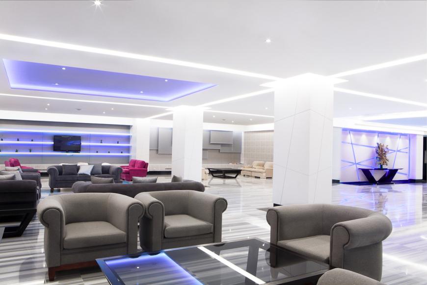 4 Sterne Hotel: Torre del Mar - Playa d'en Bossa, Ibiza (Balearen)