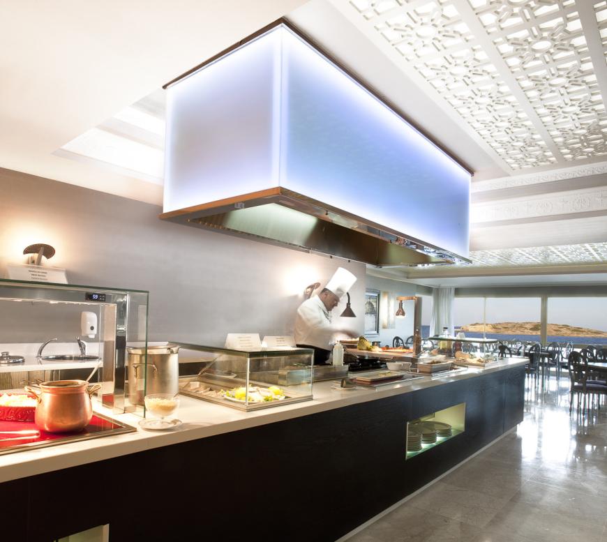 4 Sterne Hotel: Torre del Mar - Playa d'en Bossa, Ibiza (Balearen), Bild 4