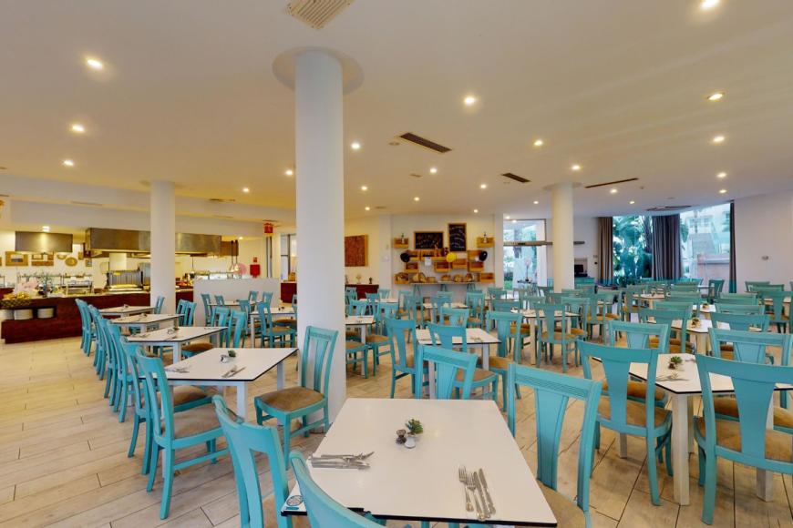 4 Sterne Familienhotel: Tropic Garden Hotel & Apartments - Santa Eulalia, Ibiza (Balearen), Bild 8
