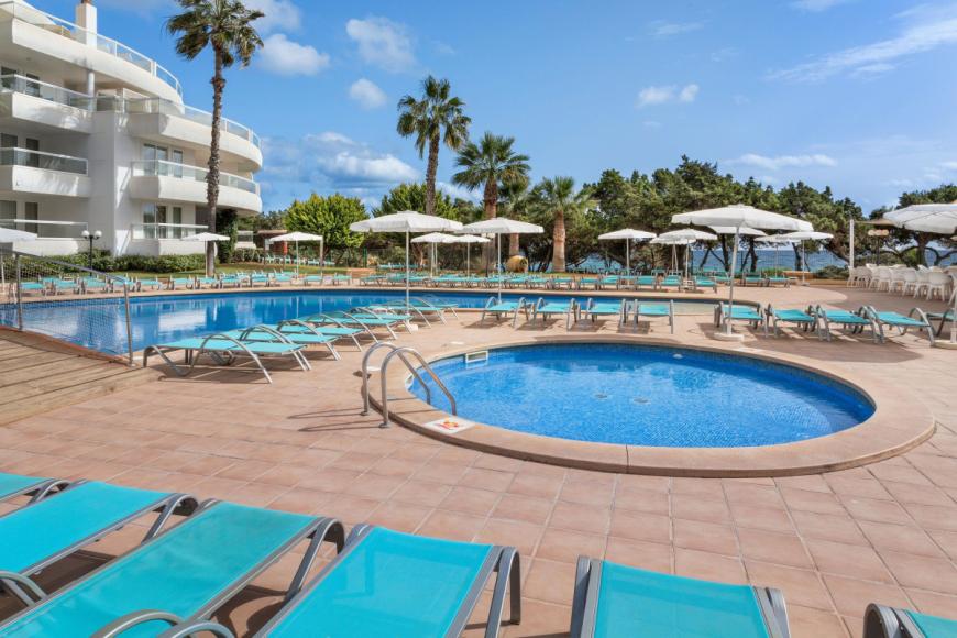 4 Sterne Familienhotel: Tropic Garden Hotel & Apartments - Santa Eulalia, Ibiza (Balearen), Bild 9