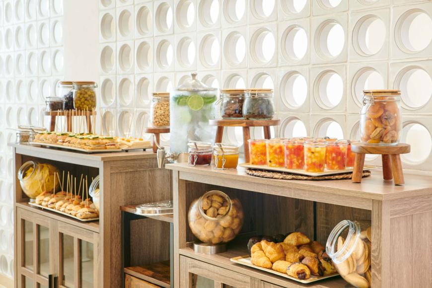 4 Sterne Hotel: Iberostar Selection Santa Eulalia - Santa Eulalia, Ibiza (Balearen), Bild 8