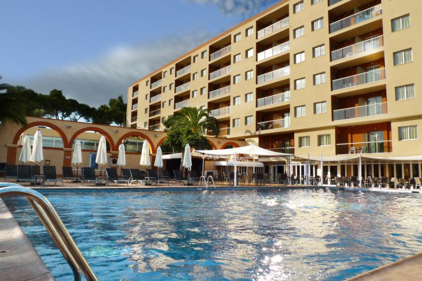 4 Sterne Familienhotel: Hotel Bluesea Salina (ex. Moon Dreams Atlantic) - Es Canar, Ibiza (Balearen)