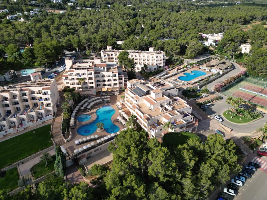 3 Sterne Hotel: Invisa Club Cala Blanca - Playa de Figueral, Ibiza (Balearen), Bild 2