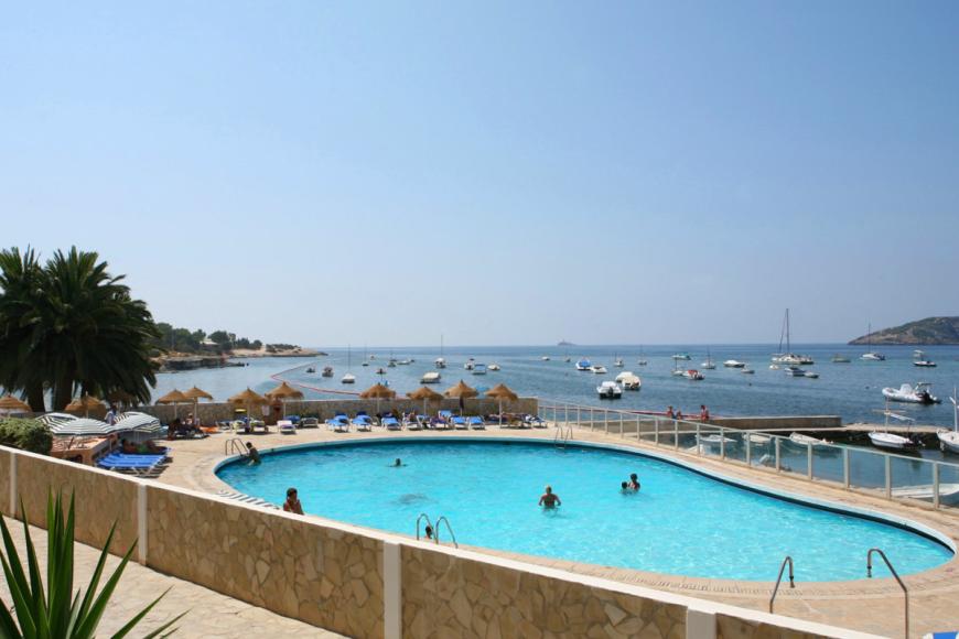 4 Sterne Hotel: Simbad - Playa Talamanca, Ibiza (Balearen), Bild 2