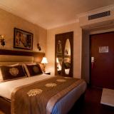 Grand Hilarium, Bild 3