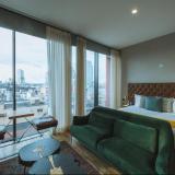 Arlo Williamsburg, Bild 4