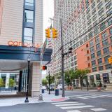4 Sterne Hotel: Canopy by Hilton Jersey City Arts District, Jersey City, New Jersey