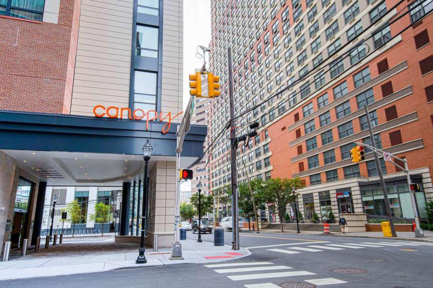 4 Sterne Hotel: Canopy by Hilton Jersey City Arts District - Jersey City, New Jersey