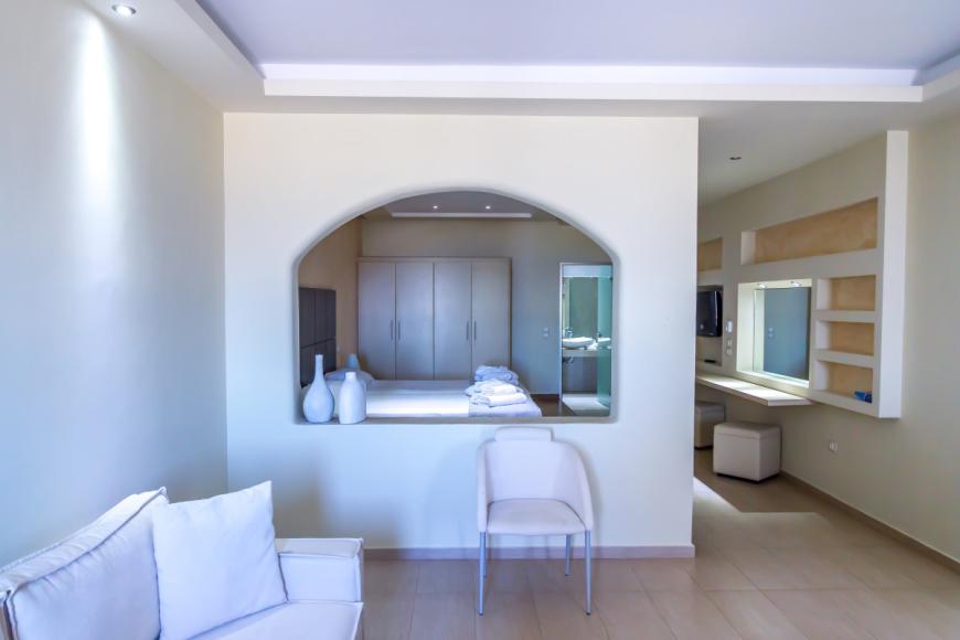 5 Sterne Hotel: Splendour Resort - Firostefani, Santorini, Bild 6