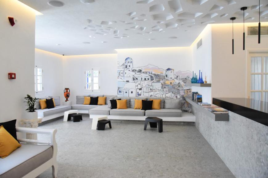 4 Sterne Hotel: Kouros Village - Perissa, Santorini, Bild 9