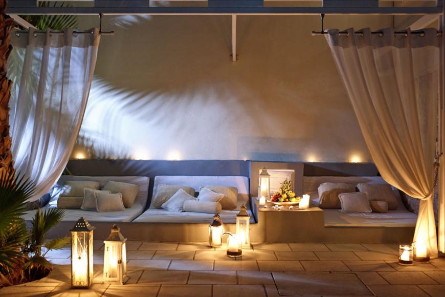 4 Sterne Hotel: Afroditi Venus Beach Hotel & Spa - Kamari, Santorini, Bild 9