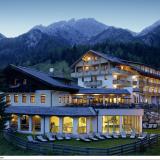 1. Almwellness Hotel Tuffbad Dörfl, Bild 2