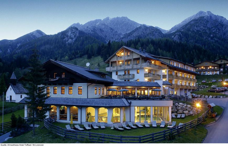 4 Sterne Hotel: 1. Almwellness Hotel Tuffbad Dörfl - St. Lorenzen im Lesachtal, Kärnten, Bild 2