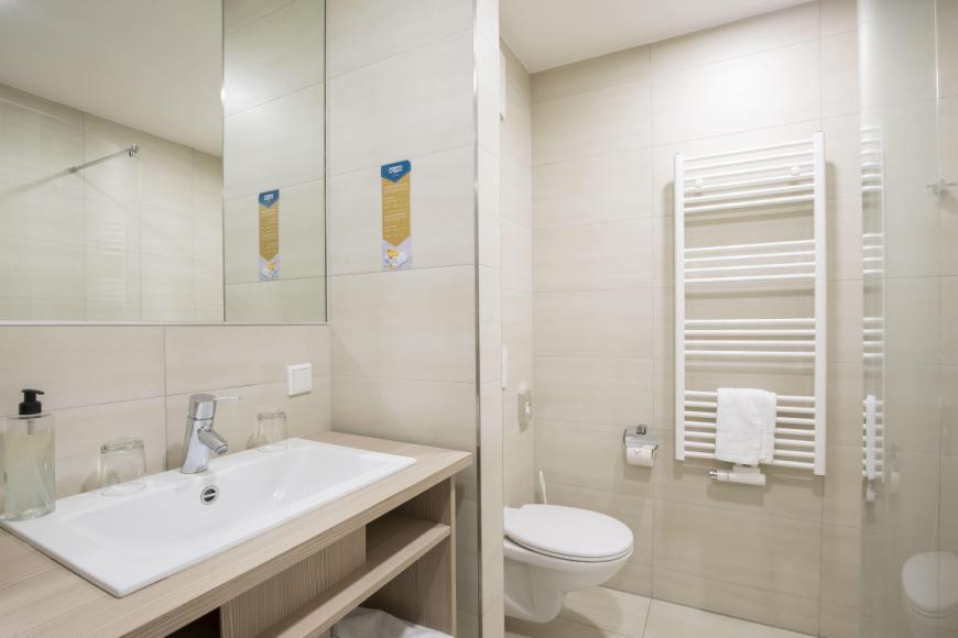 2 Sterne Hotel: Viva Hotel Lübeck - Lübeck, Schleswig-Holstein, Bild 5
