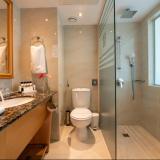 Constantinou Bros Athena Royal Beach Hotel – Adults Only, Bild 7