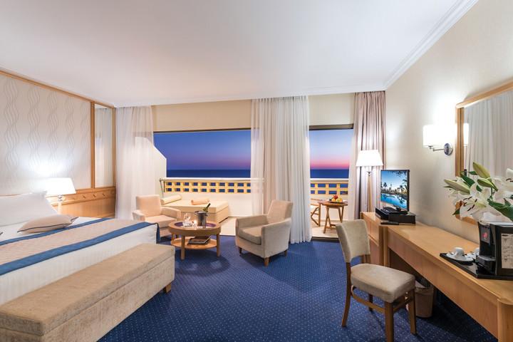 4 Sterne Hotel: Constantinou Bros Athena Royal Beach Hotel – Adults Only - Paphos, Paphos, Bild 6