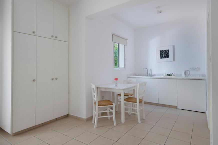 4 Sterne Familienhotel: Akti Beach Village Resort - Paphos, Paphos, Bild 4