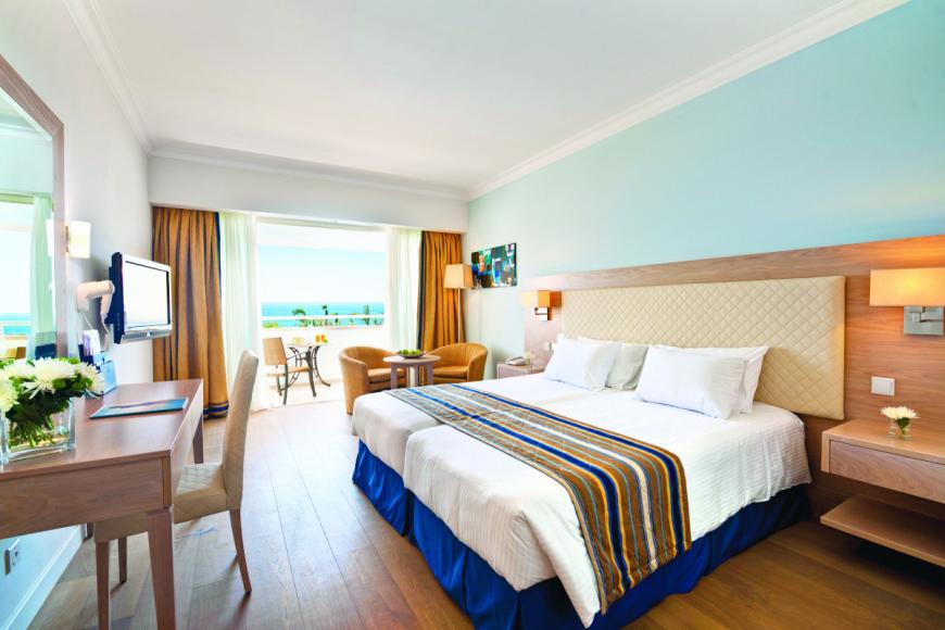 5 Sterne Familienhotel: Kanika Olympic Lagoon Resort Paphos - Paphos, Paphos, Bild 7