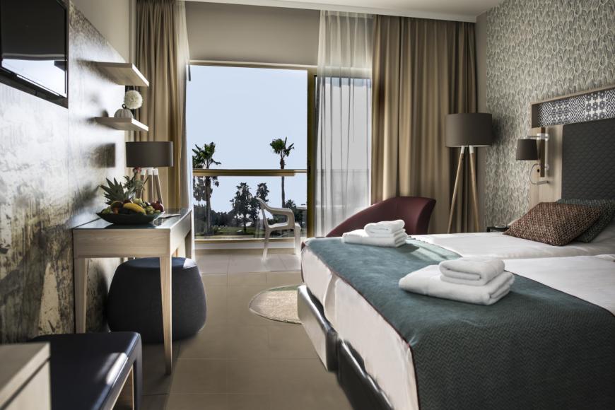 4 Sterne Hotel: Leonardo Club Laura Beach & Splash Resort - Paphos, Paphos, Bild 10