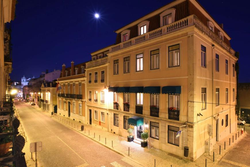 4 Sterne Hotel: AS Janelas Verdes - Lissabon, Region Lissabon