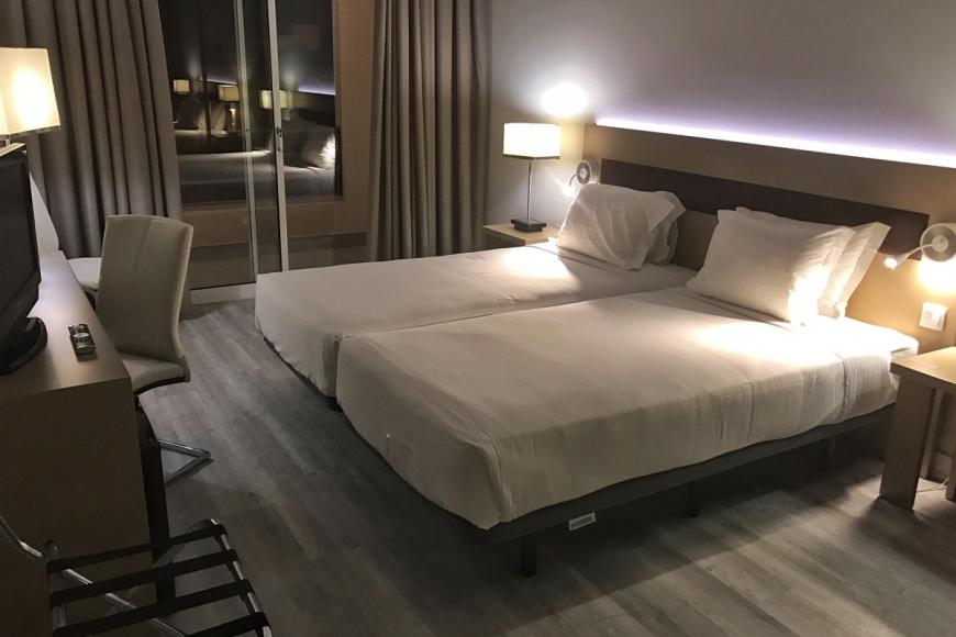 4 Sterne Hotel: Tryp Lisboa Caparica Mar - Costa de Caparica, Region Lissabon