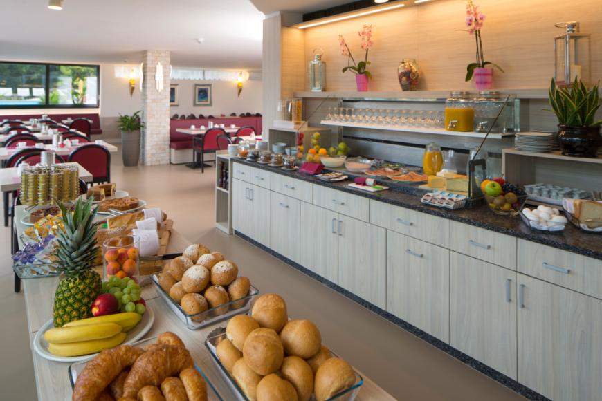 3 Sterne Familienhotel: Campione - Lugano, Tessin, Bild 9
