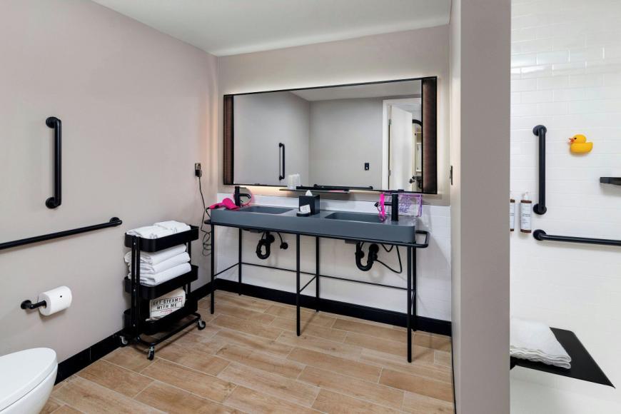 4 Sterne Hotel: Moxy Miami Wynwood - Miami, Florida, Bild 8