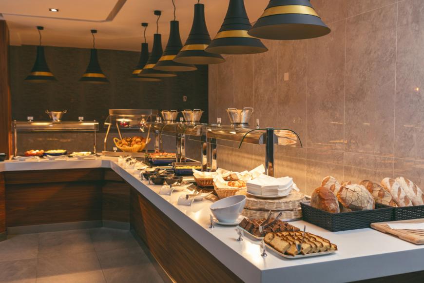 4 Sterne Familienhotel: Pebbles Resort - St.Paul's Bay, Malta, Bild 3