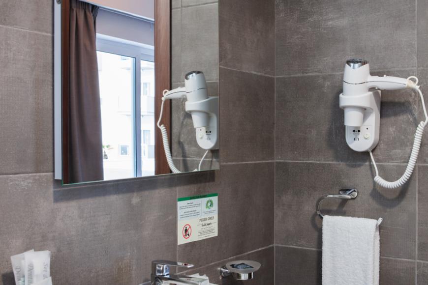 4 Sterne Familienhotel: Pebbles Resort - St.Paul's Bay, Malta, Bild 5