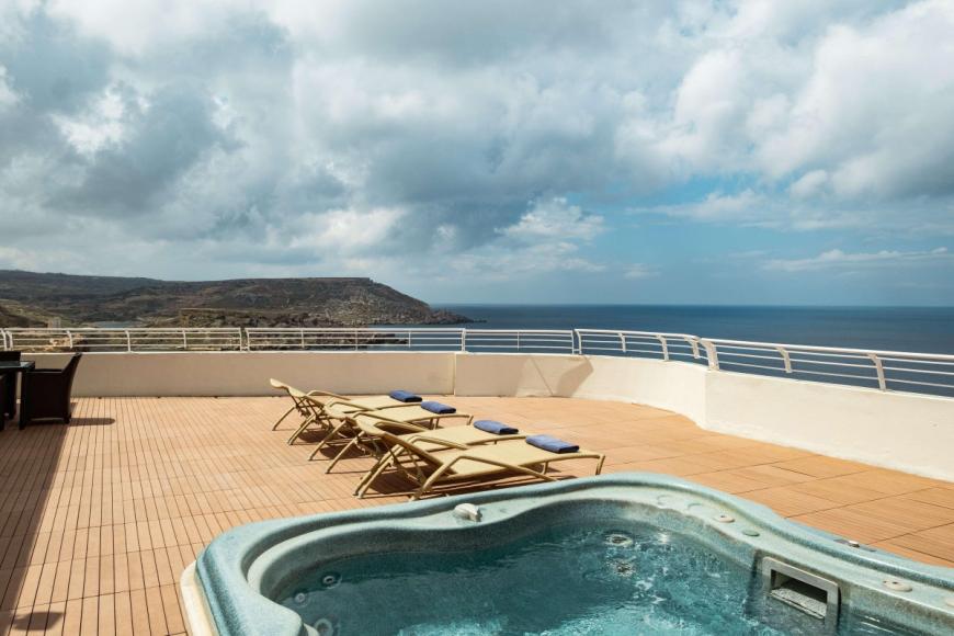 5 Sterne Familienhotel: Radisson Blu Resort & Spa Malta Golden Sands - Golden Bay, Malta, Bild 7