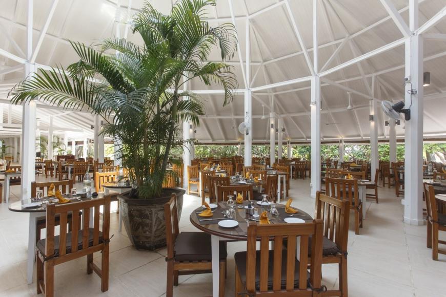 3 Sterne Hotel: Embudu Village - Süd Male Atoll, Kaafu Atoll, Bild 9