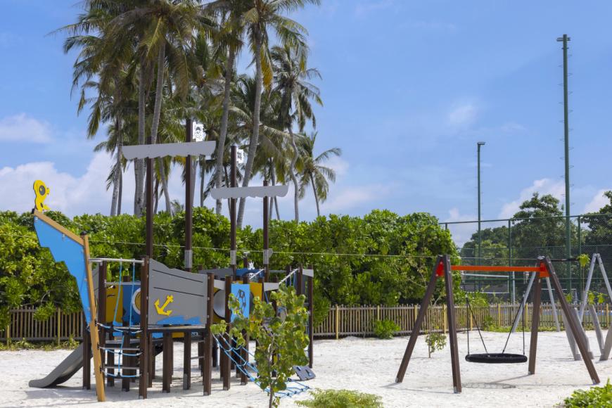 5 Sterne Familienhotel: Avani+ Fares Maldives Resort - Baa Atoll, Raa & Baa Atoll, Bild 10