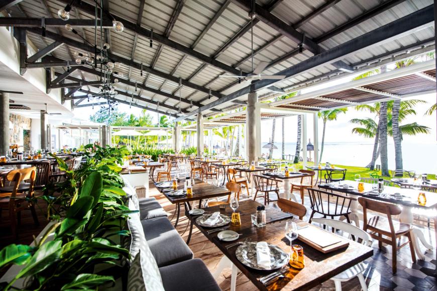 4.5 Sterne Hotel: Victoria for 2 Beachcomber Resort & Spa - Adults Only - Pointe aux Piments, Nordküste Mauritius, Bild 7