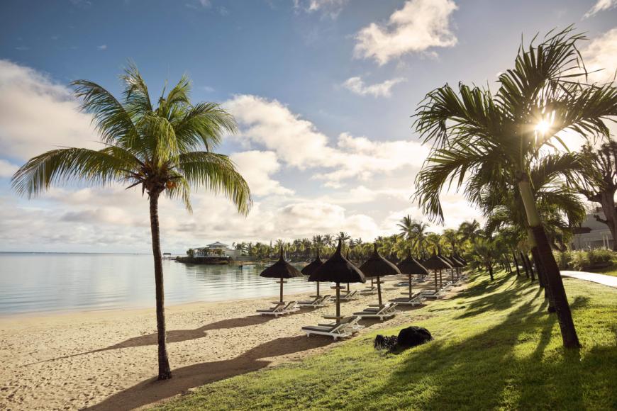 5 Sterne Familienhotel: LUX* Grand Gaube - Grand Gaube, Nordküste Mauritius, Bild 10