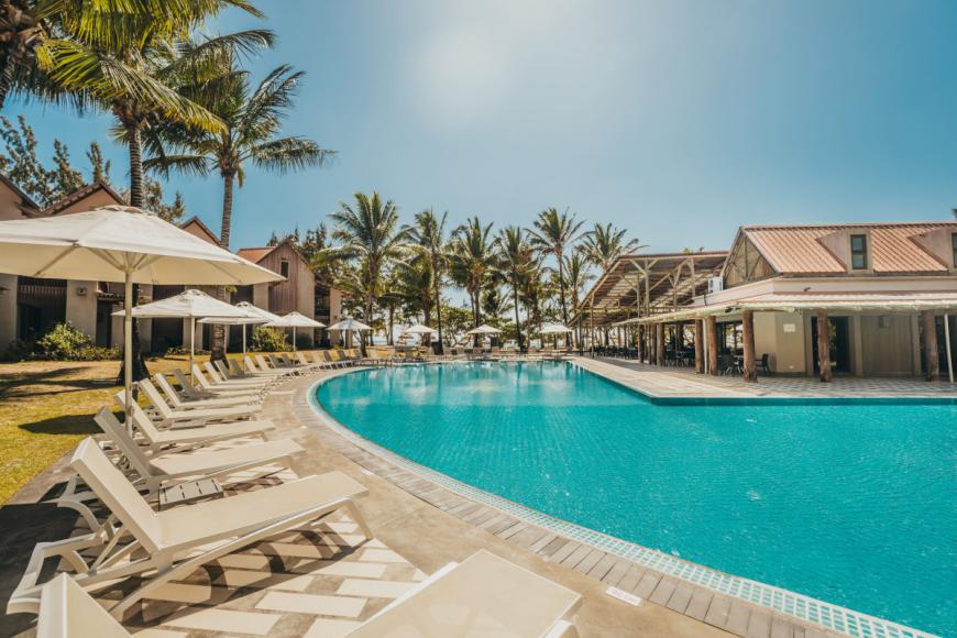 4 Sterne Familienhotel: Crystals Beach Resort Belle Mare, a member of Radisson Individuals - Palmar, Westküste Mauritius